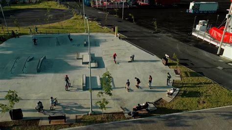 Adolescenti e Adolescente video gratis, clip HD e 4K .